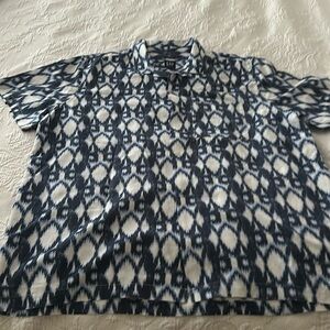 Men’s X-large Gap button down shirt
